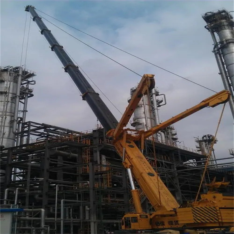 随县吊板房的吊车